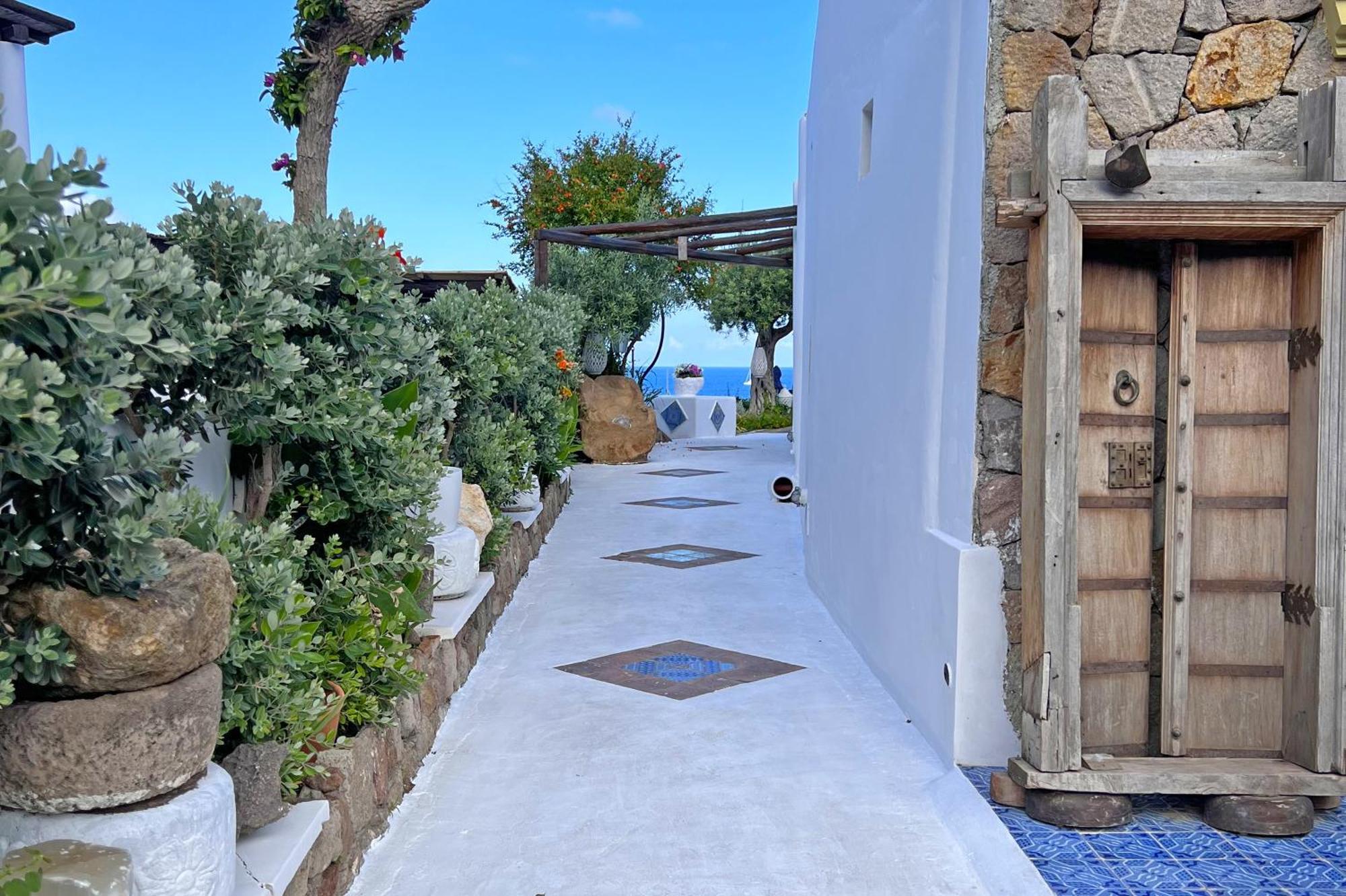 Dependance La Caletta Hotel Panarea Luaran gambar
