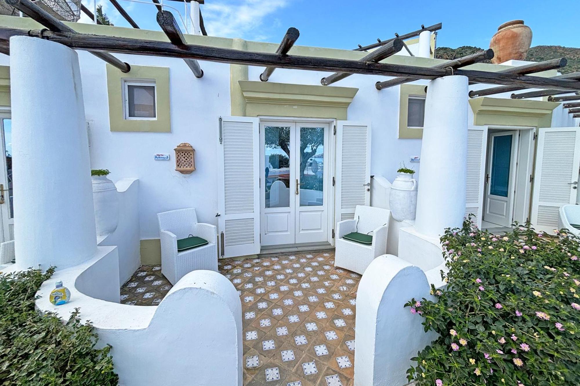 Dependance La Caletta Hotel Panarea Luaran gambar