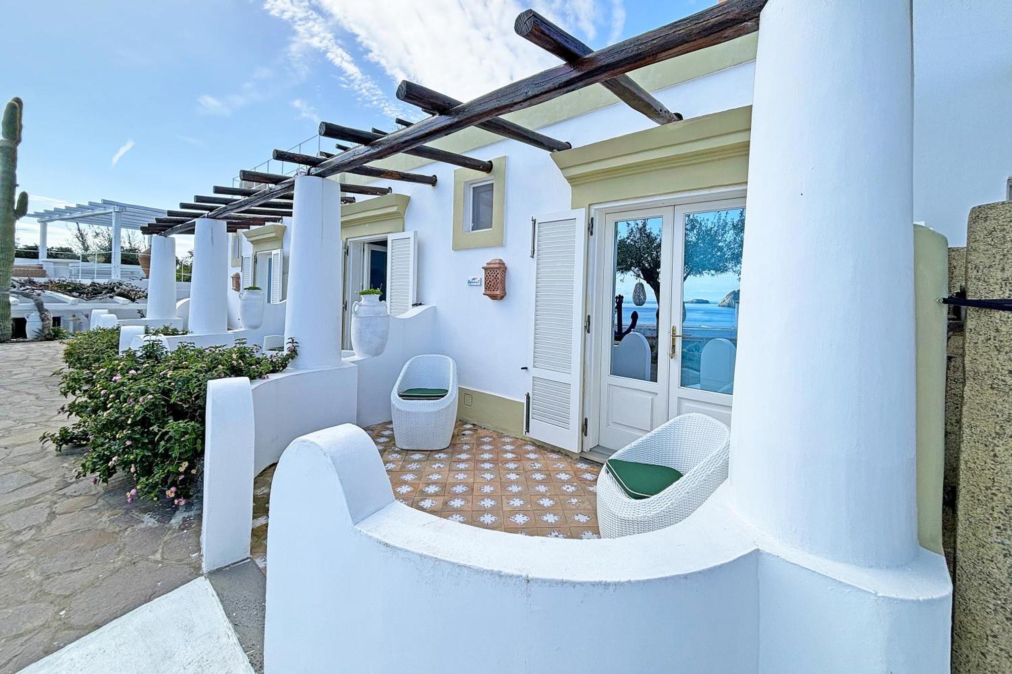 Dependance La Caletta Hotel Panarea Luaran gambar